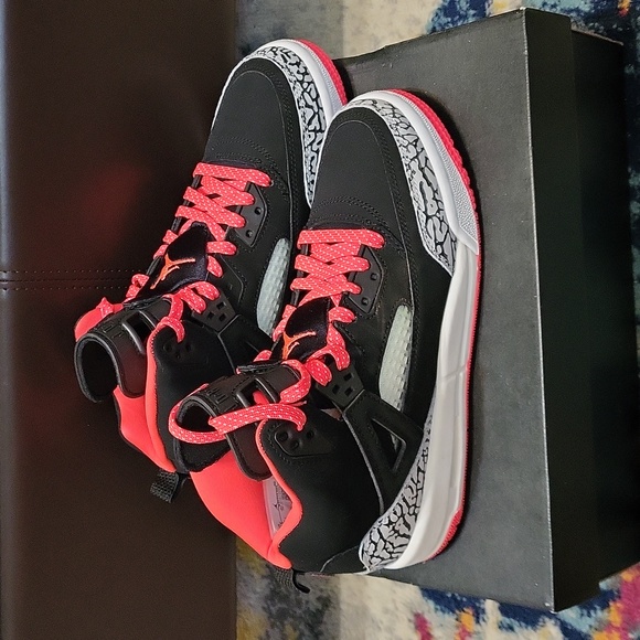 Jordan Spizike PS 'Black Red Orbit' kids 13k - Picture 3 of 5